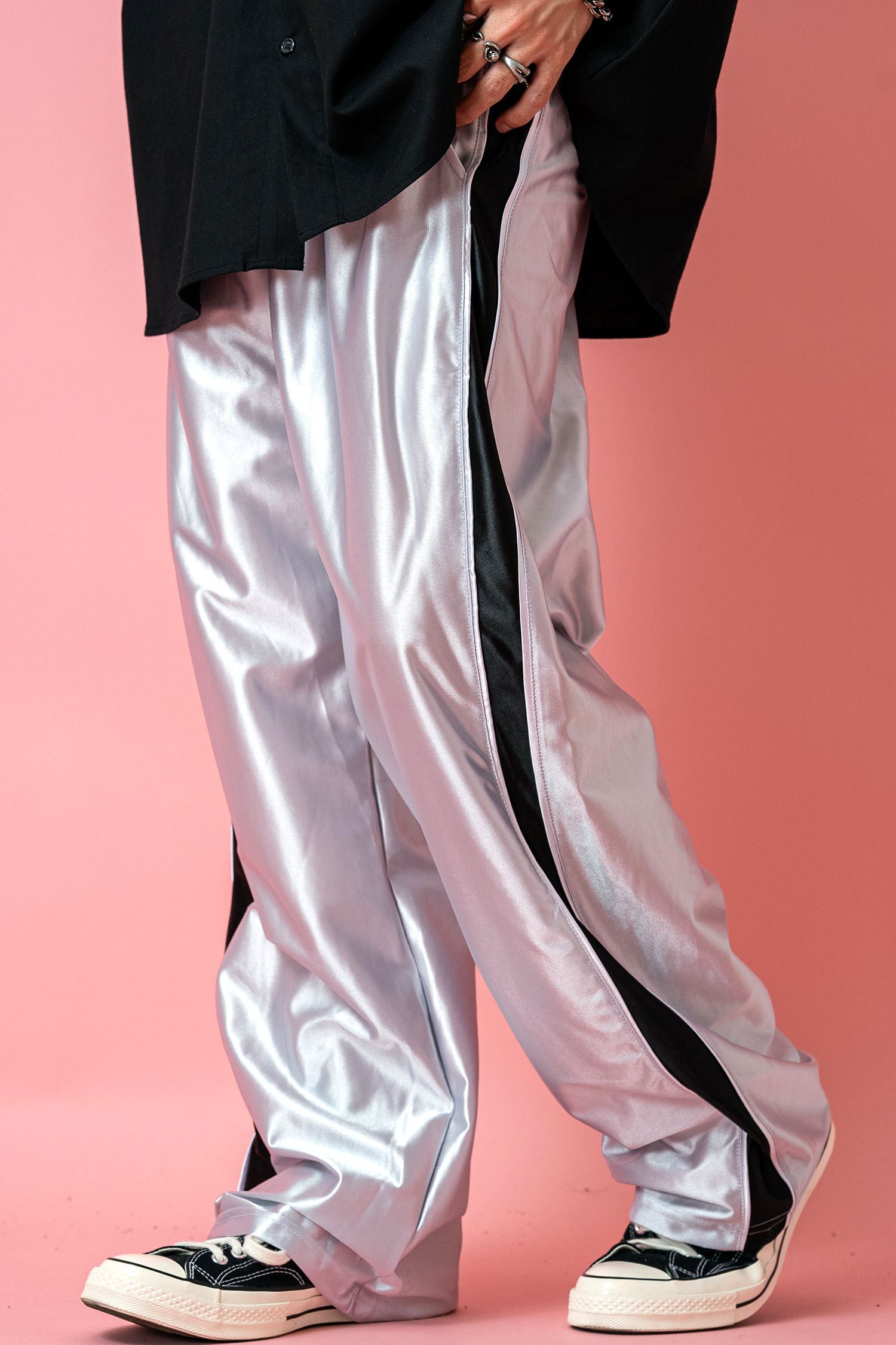 メタリックサイドラインジャージパンツ / メンズ レディース ワイド