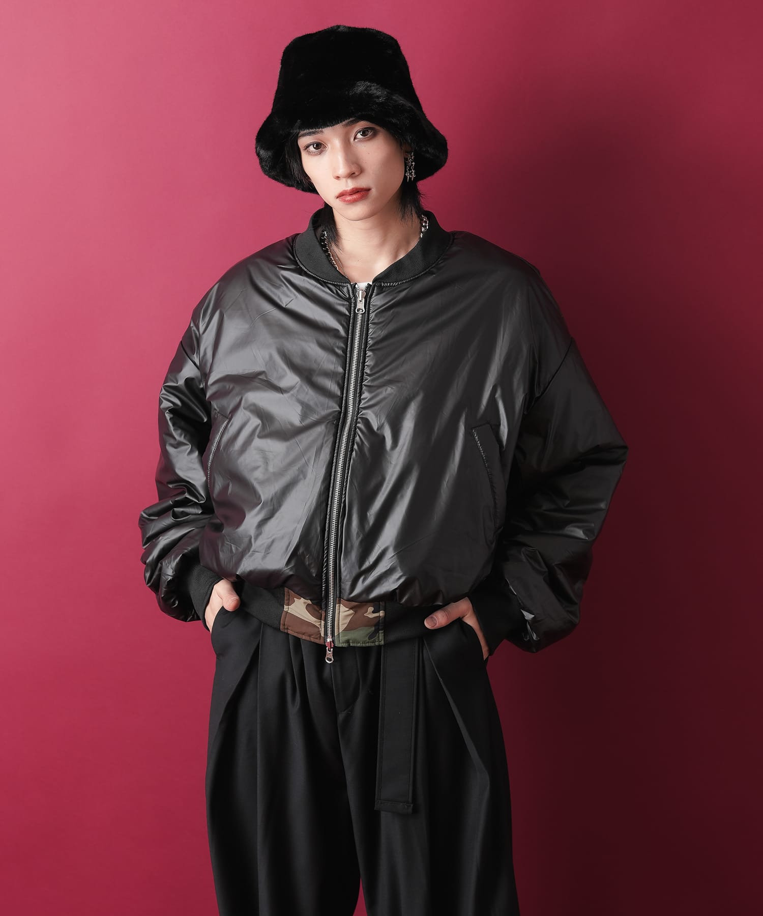 カモフラリバーシブル中綿ボンバージャケット / メンズ レディース