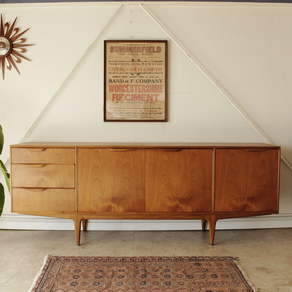 Mcintoshマッキントッシュサイドボード | 英国ヴィンテージ家具