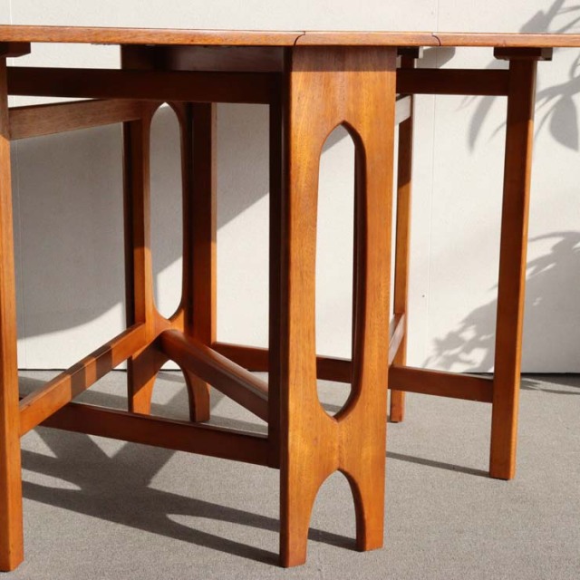 ジェンティークJentiqueダイニングテーブル | 英国ヴィンテージ家具