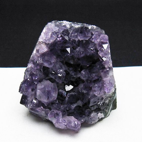 ウルグアイ産 アメジストクラスター [t614-9504]