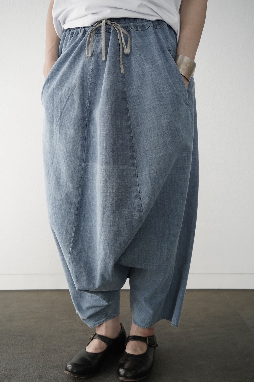 FACTORY 綿インディゴ染め サルエルパンツ annabelle