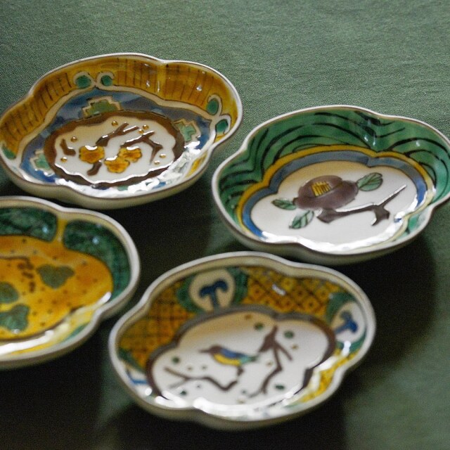 瑛生の器（九谷美陶園）｜三寸つば型皿｜作家の器と暮らす。IVORY