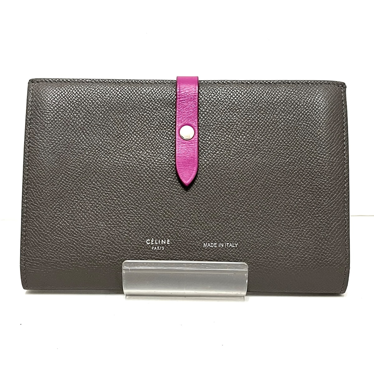 ストラップラージマルチファンクションの長財布の買取【ブランディア