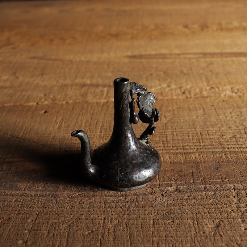 古銅水滴 | Mistel