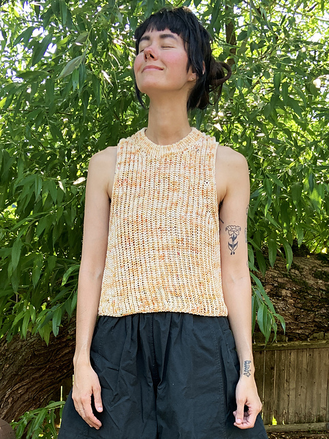 Ravelry: SUMMER TANK pattern by Lindsay Degen