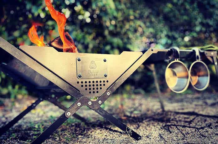 もう別途テーブル不要！？「ZULU GEAR」の焚き火台＋オプションが一式