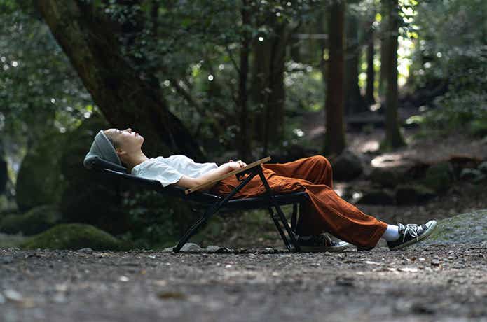 4段階リクラインニング！DODより、ダラ〜っと脱力できるチェア