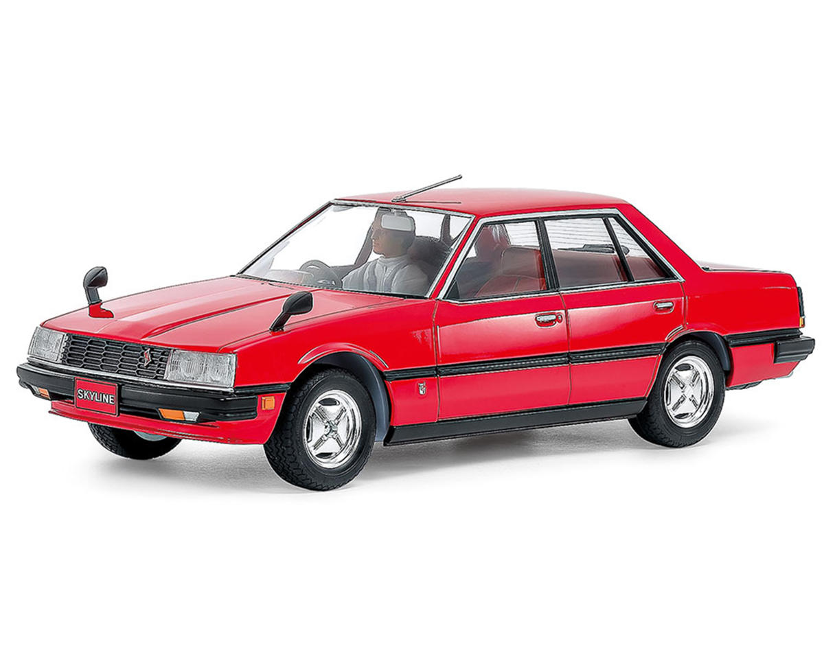 Tamiya 1/24 Nissan Skyline Sedan 2000 Turbo GT-ES Model Kit