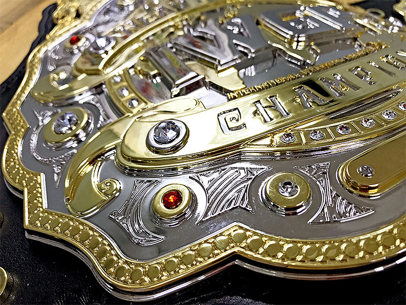 新日本プロレス 4代目IWGPヘビー級王座 レプリカベルト 50周年記念