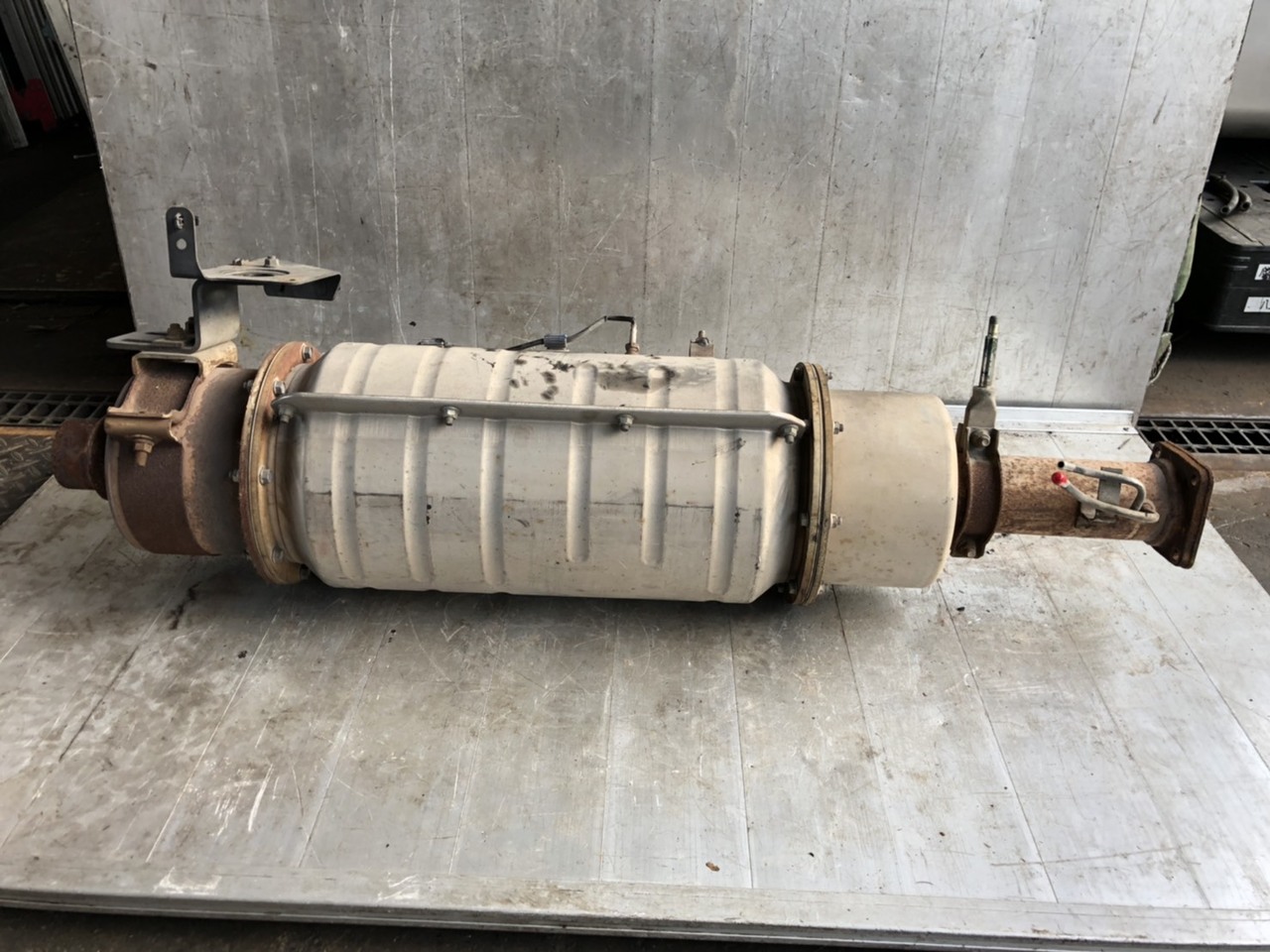 中古 日野 マフラー (DPF/DPD/DPR) H18年【ストックNo.8-29712