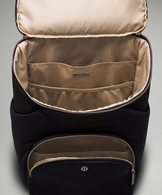 ニューペアレント バックパック 17L | バッグ | Lululemon JP