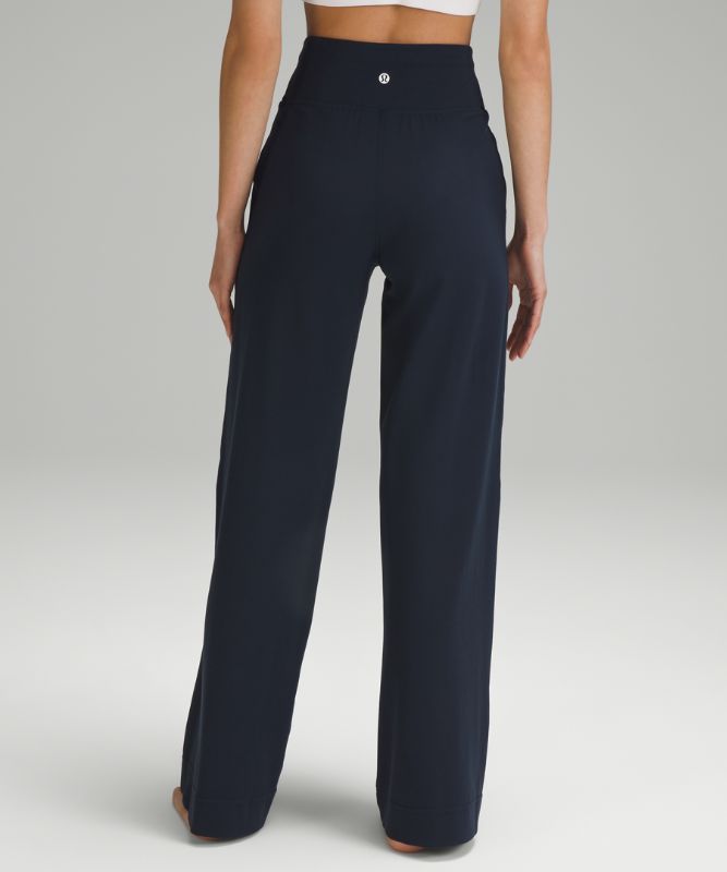 Throwback Still パンツ *アジアフィット | パンツ | Lululemon JP