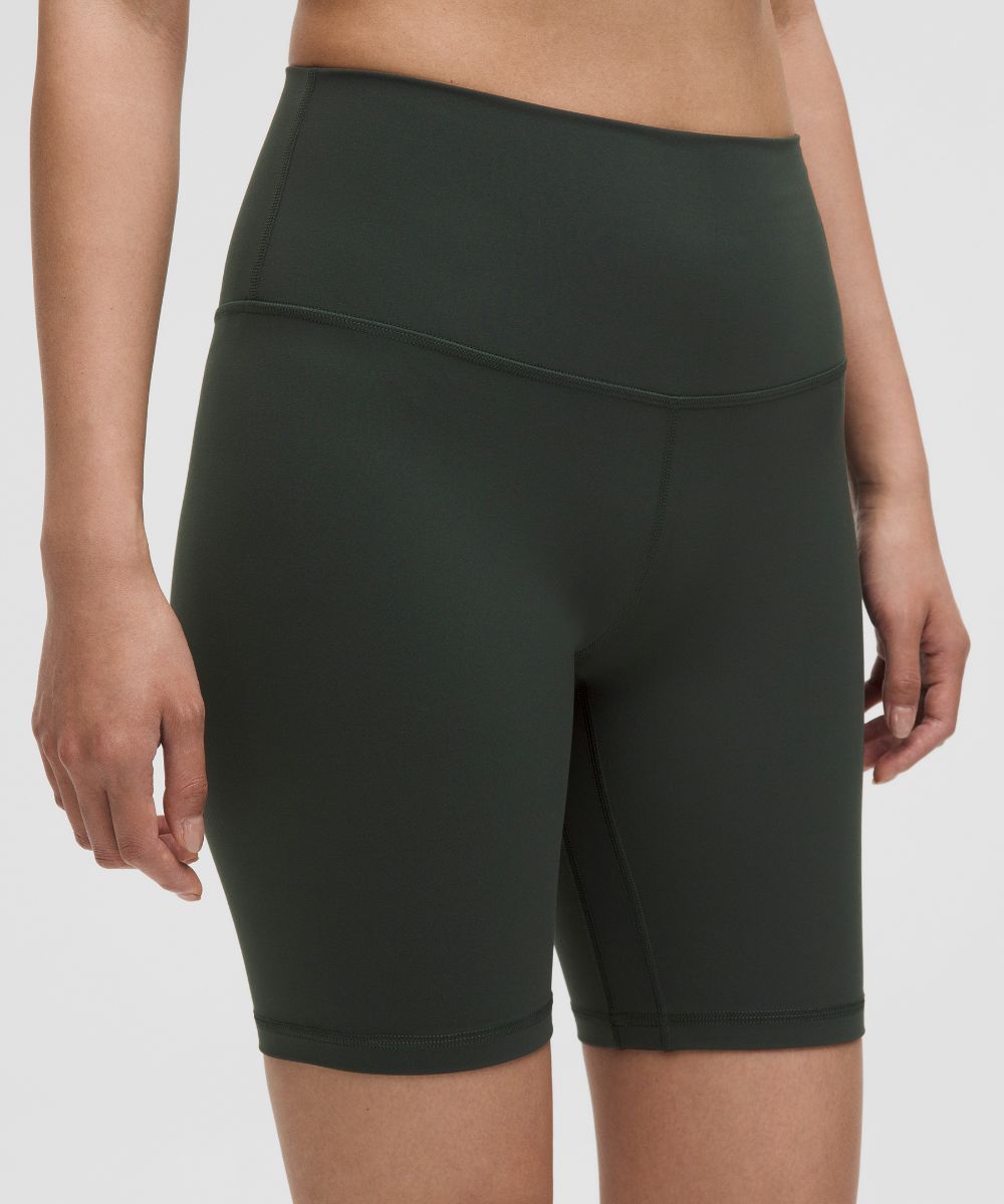 ルルレモン Align™ ハイライズショーツ 8インチ | ショートパンツ