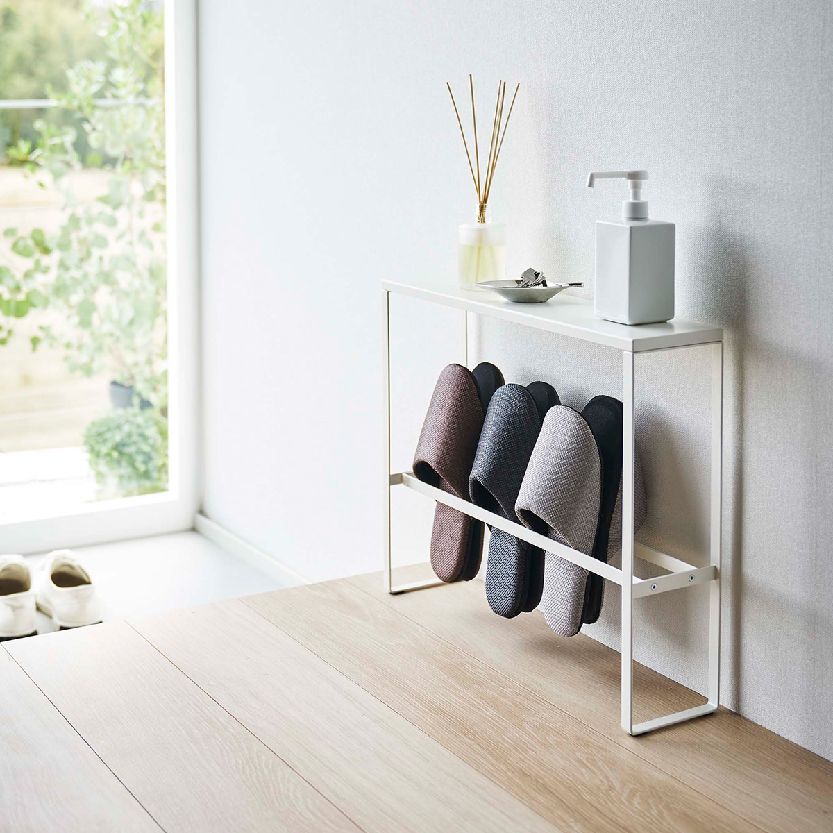 新品 カリモク スリッパラック AS3723NN 10足入れ 天板無垢 天板ムク