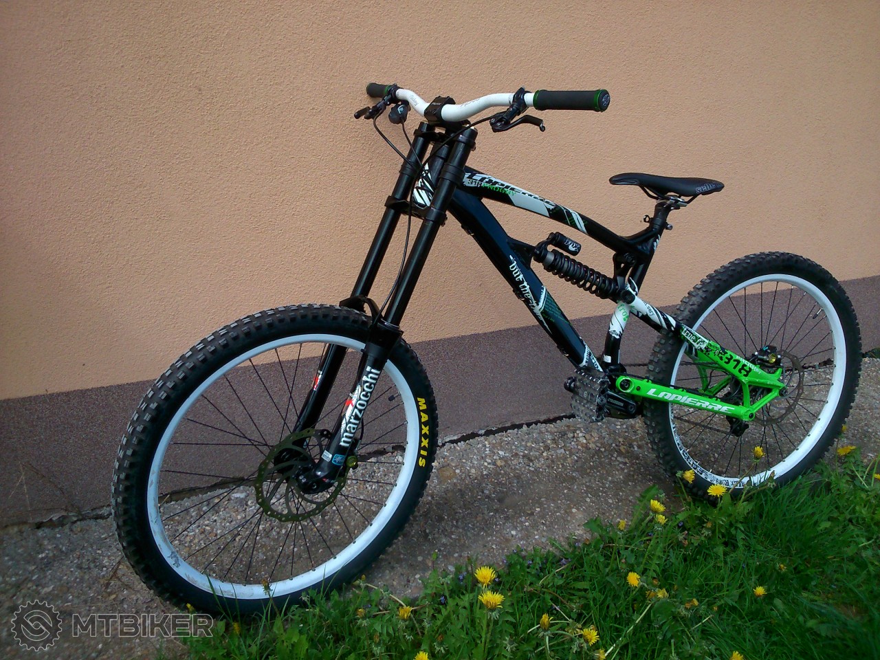 LAPIERRE FROGGY 318 ダウンヒルMTB Marzocchiサス Lapierre Froggy