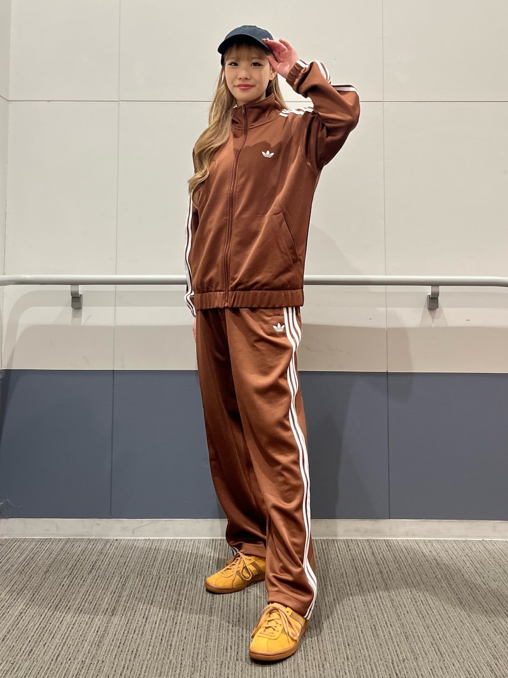 AH(アディダス オリジナルスショップ ららぽーと海老名)｜adidasの