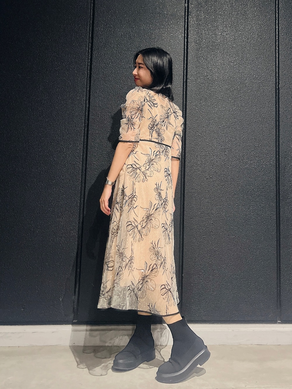 LEJA】配色パイピングプチハイネック花柄刺繍ラメレースロング丈ドレス