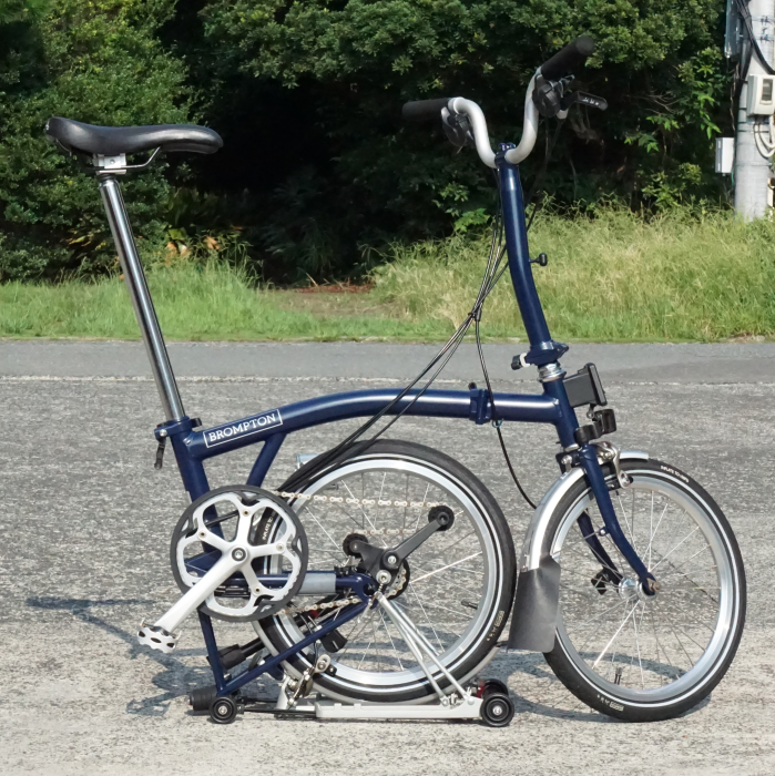 試乗車入替えのため、ブロンプトン M6R：テンペストブルーを