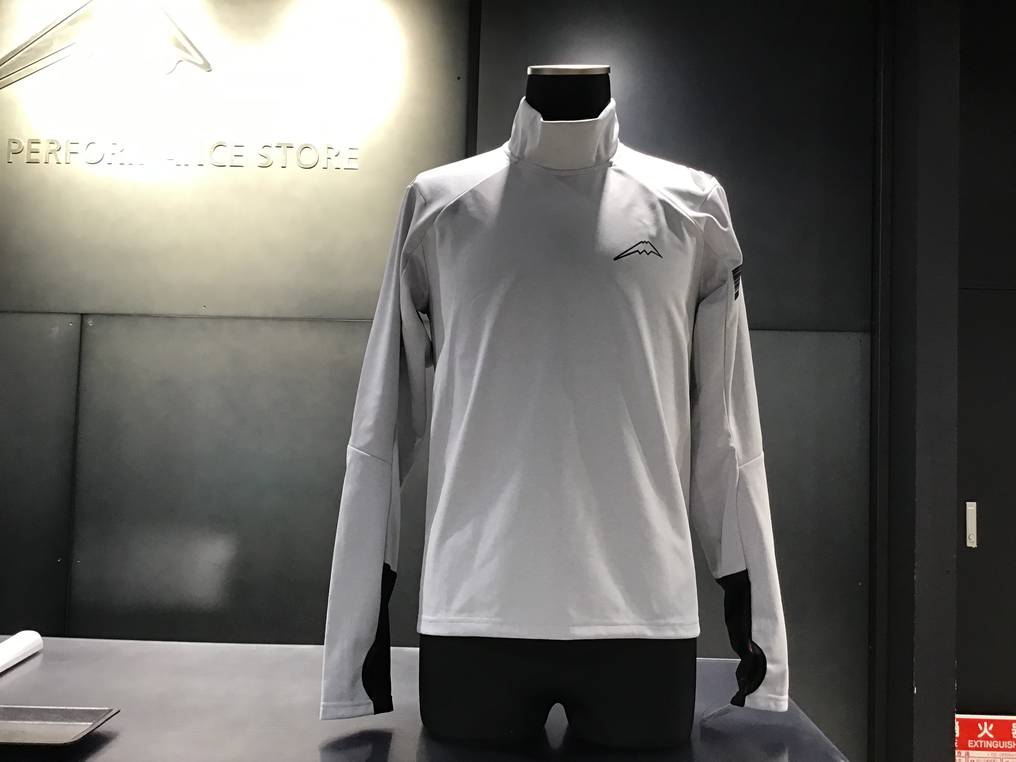 入荷速報≪2024年FW新作≫K-1330MIDとK-1331：MIDインナートップスと