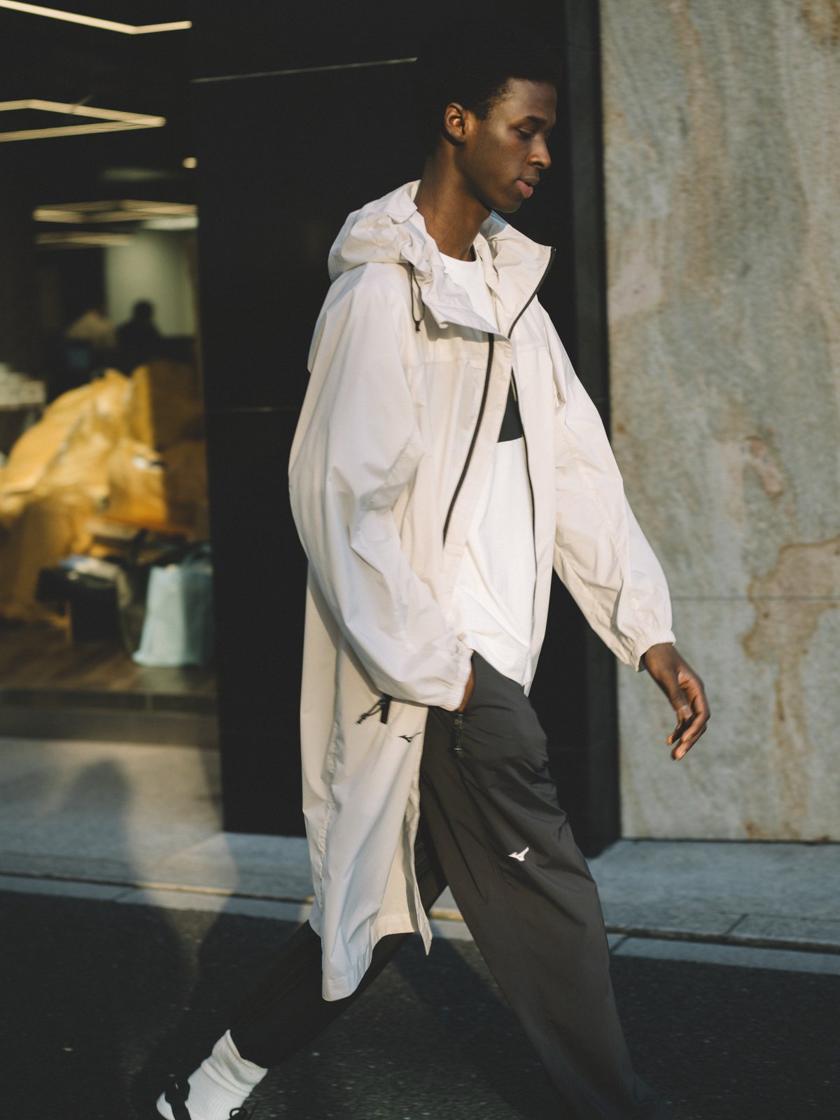 マーガレット・ハウエル】と【ミズノ】による人気コラボの新作が登場