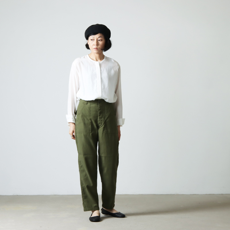 CIOTA (シオタ) スビンコットン バックサテン ベイカーパンツ