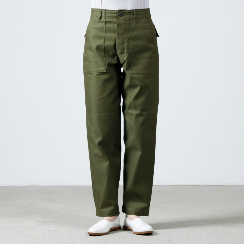 CIOTA (シオタ) スビンコットン バックサテン ベイカーパンツ