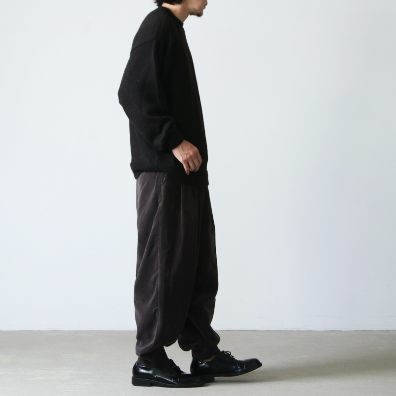 COMOLI (コモリ) ブラックアルパカ クルーネックニット