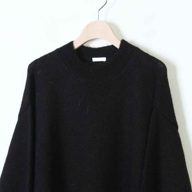 COMOLI (コモリ) ブラックアルパカ クルーネックニット