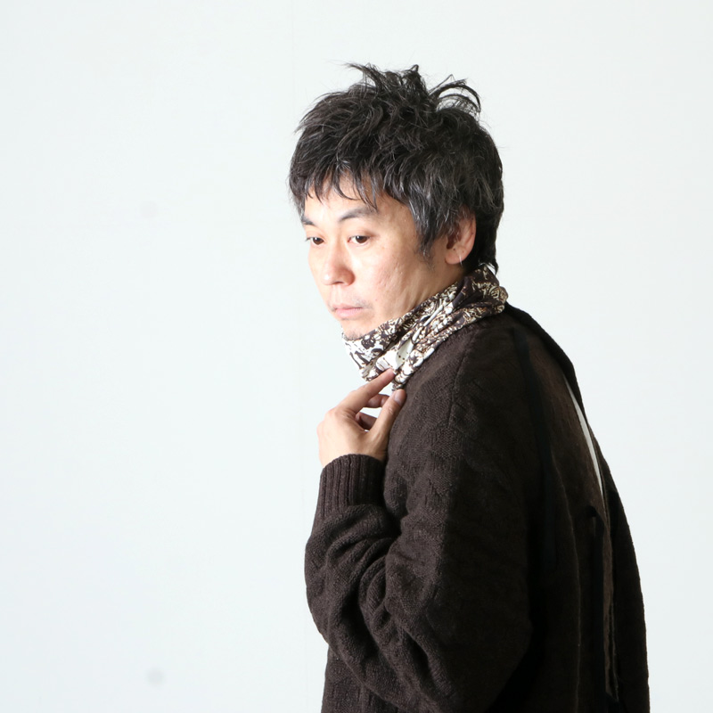 TAKAHIROMIYASHITATheSoloist. (タカヒロミヤシタザソロイスト) neck