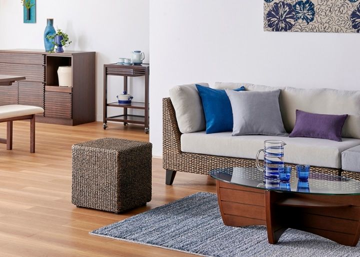 キューブ・スツール＆テーブル (ヒヤシンス)～ヒヤシンス素材を丁寧に