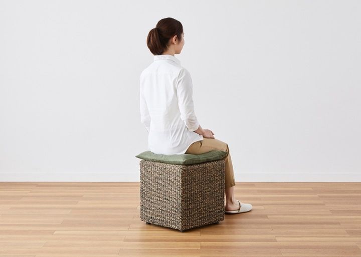 キューブ・スツール＆テーブル (ヒヤシンス)～ヒヤシンス素材を丁寧に