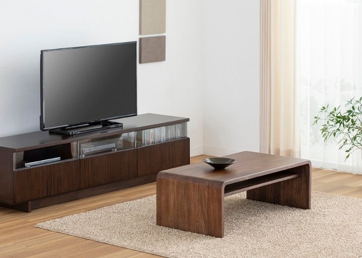 テン・ローテーブル (GB)～インダカ無垢材を贅沢に使用した、曲線