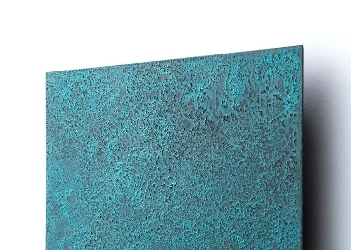 高岡銅器 on the wall～伝統工芸「高岡銅器」一輪挿しの壁掛け花器