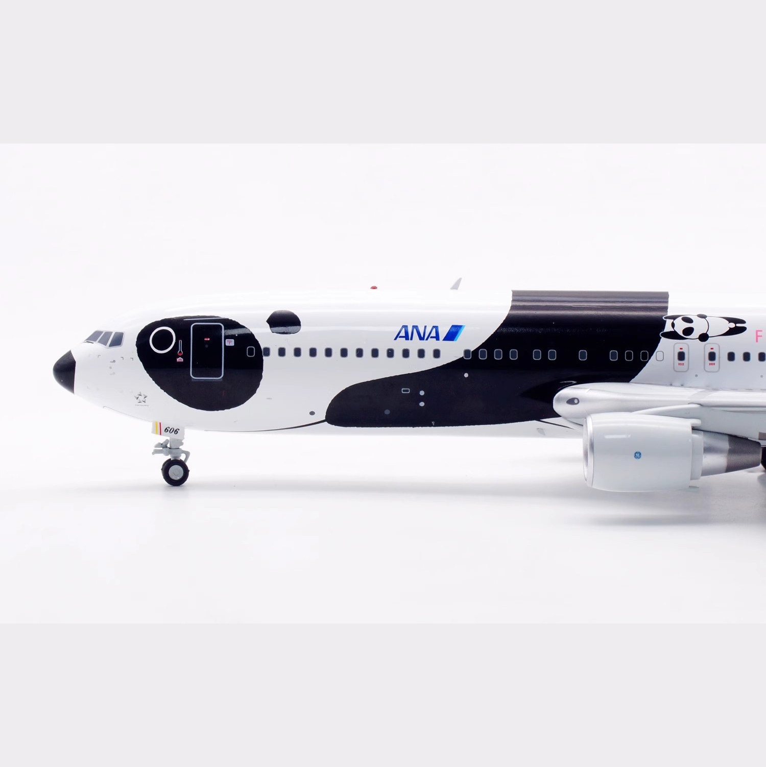 B-Models 1/200 全日空 ANA B767-300 JA606A B-Models 1/200 ANA
