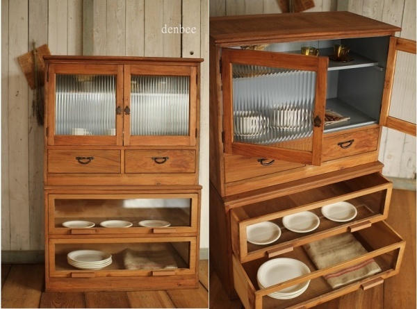 前面ガラスの木製引き出し3段 食器棚 収納棚 シャツケース 古家具 前面
