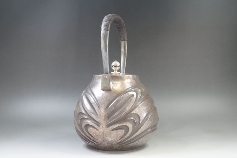 F298◇人間国宝【関谷四郎】作 銀打出湯沸 【純銀】刻印 重量936g 共箱