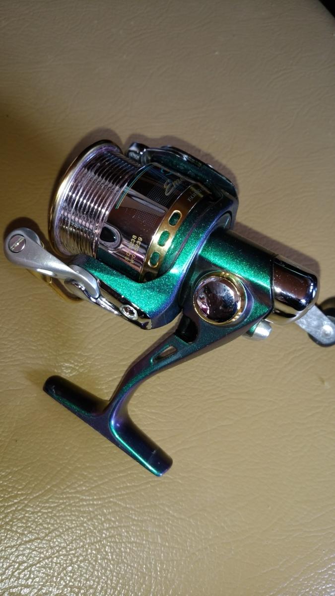 中古】ダイワリール 初代エメラルダス2506 ブリーデンWハンドル付きの