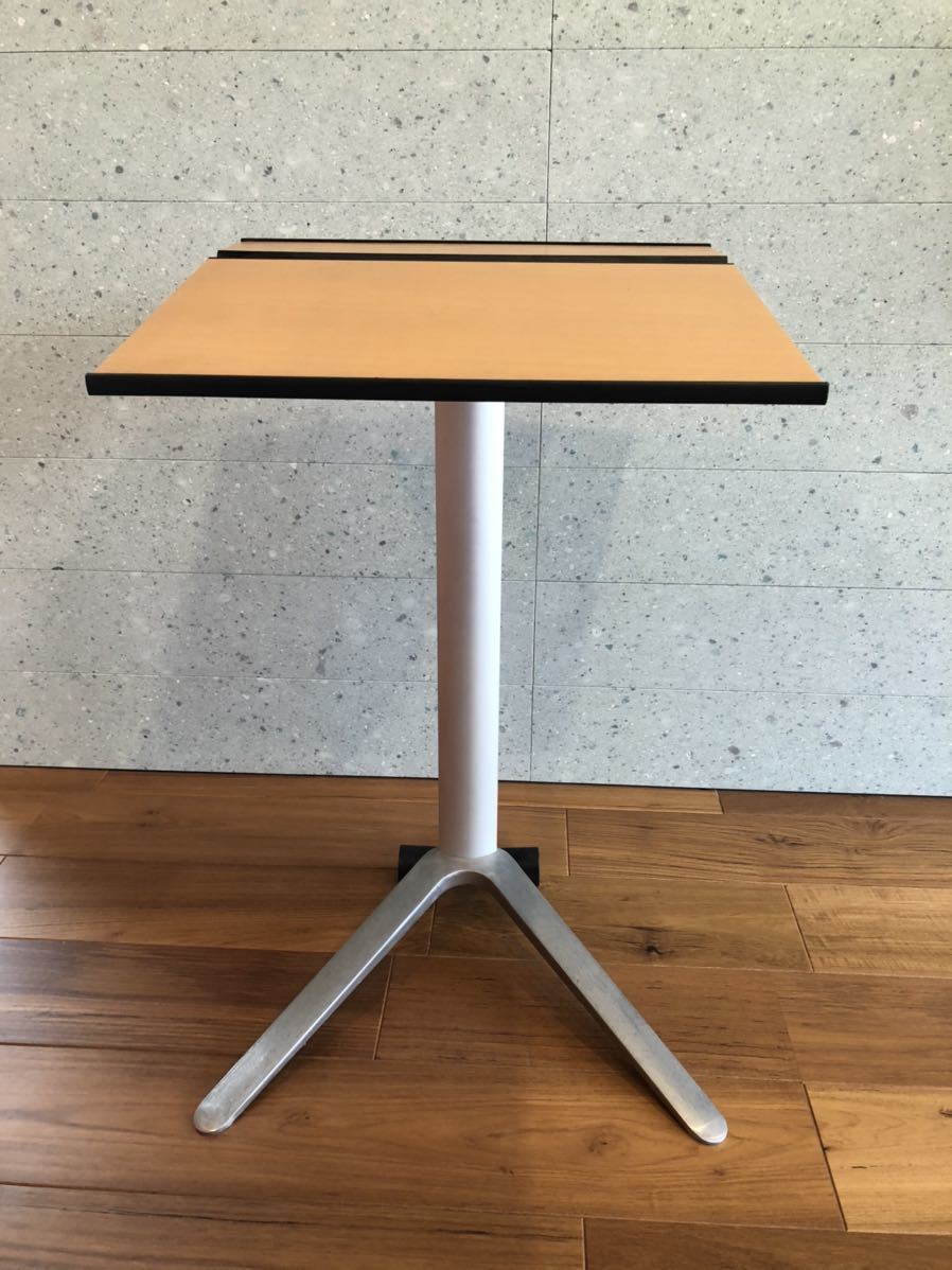 ウィルクハーン サイドテーブル2個セット 【公式通販】