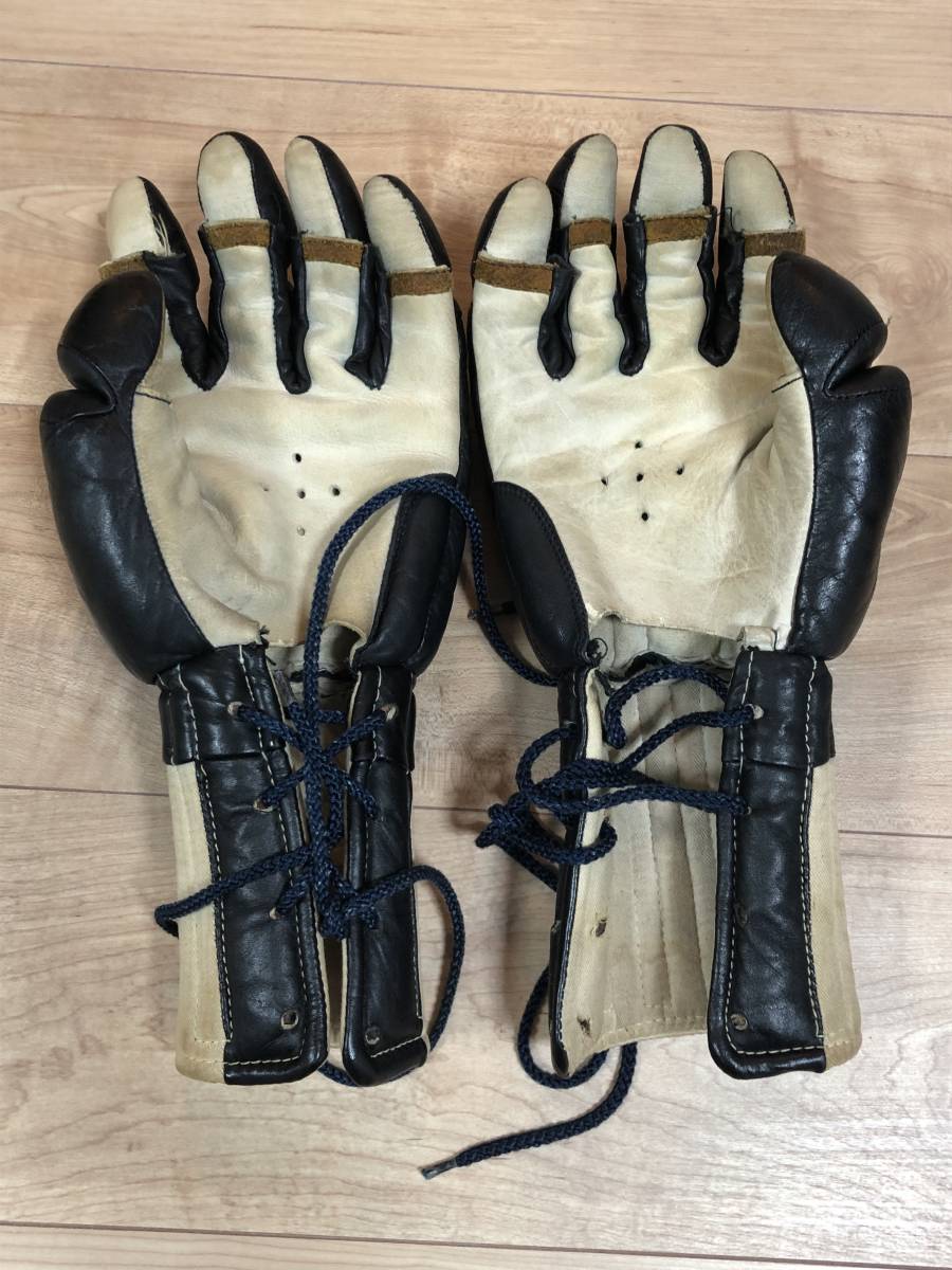 ブルース・リー パンチングミット ブルース・リー パンチングミット