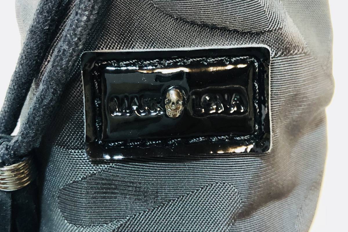 希少 新品マークアンドロナ ボールポーチとゴルフボール MARK & LONA