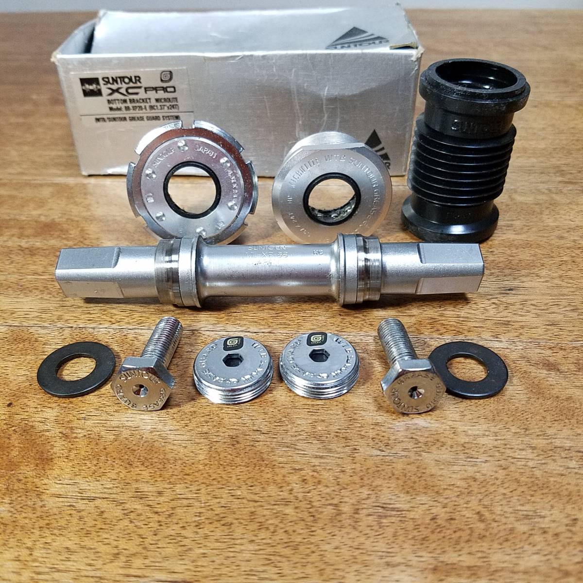 suntour サンツアー xc pro bb ボトムブランケット