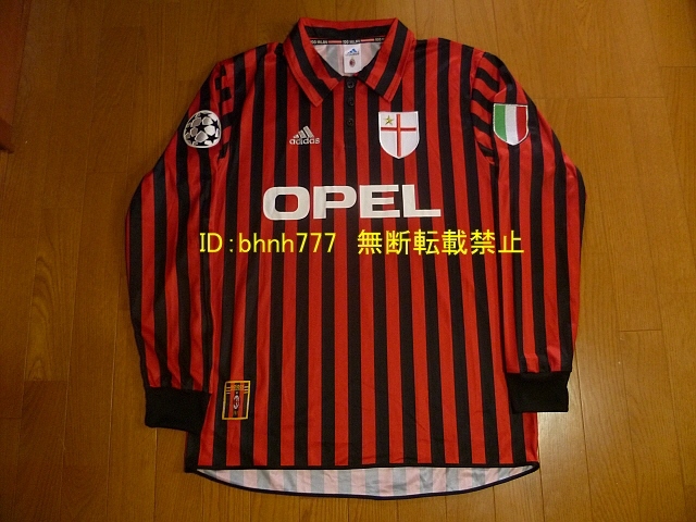 アルベルティーニのミラン100周年記念ユニフォーム