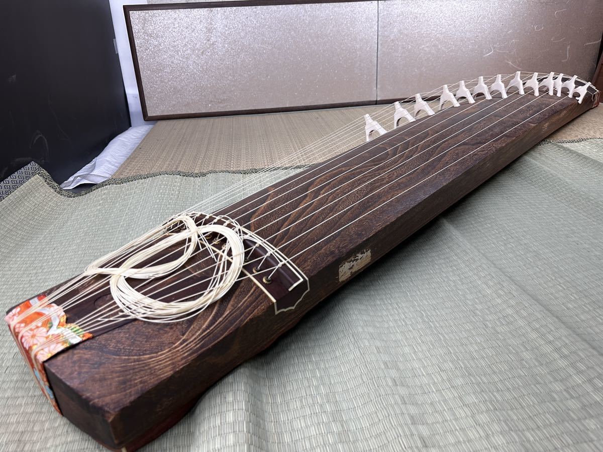 琴 13弦 すだれ彫り 全長178cm 琴 13弦 すだれ彫り 全長178cm Amazon.co.