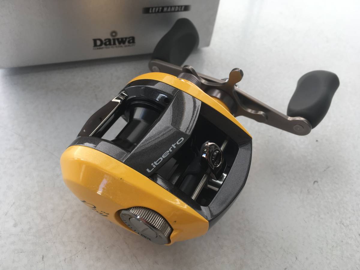 ダイワ リベルトピクシー L レフトハンドル イエローパール 04限定 極
