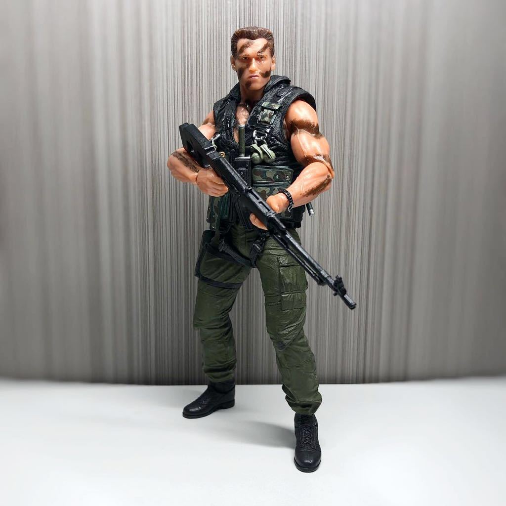 訳有☆特価☆新品☆コマンドー フィギュア☆30周年記念☆シュワルツェ