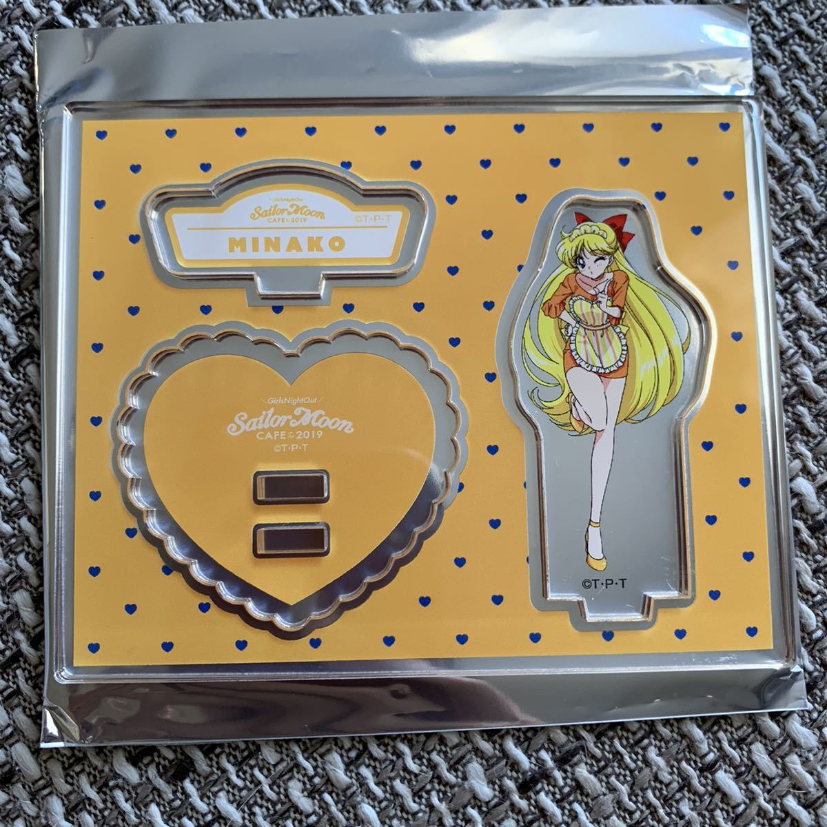 新品】☆セーラームーン カフェ 2019 アクリルスタンド 愛野美奈子