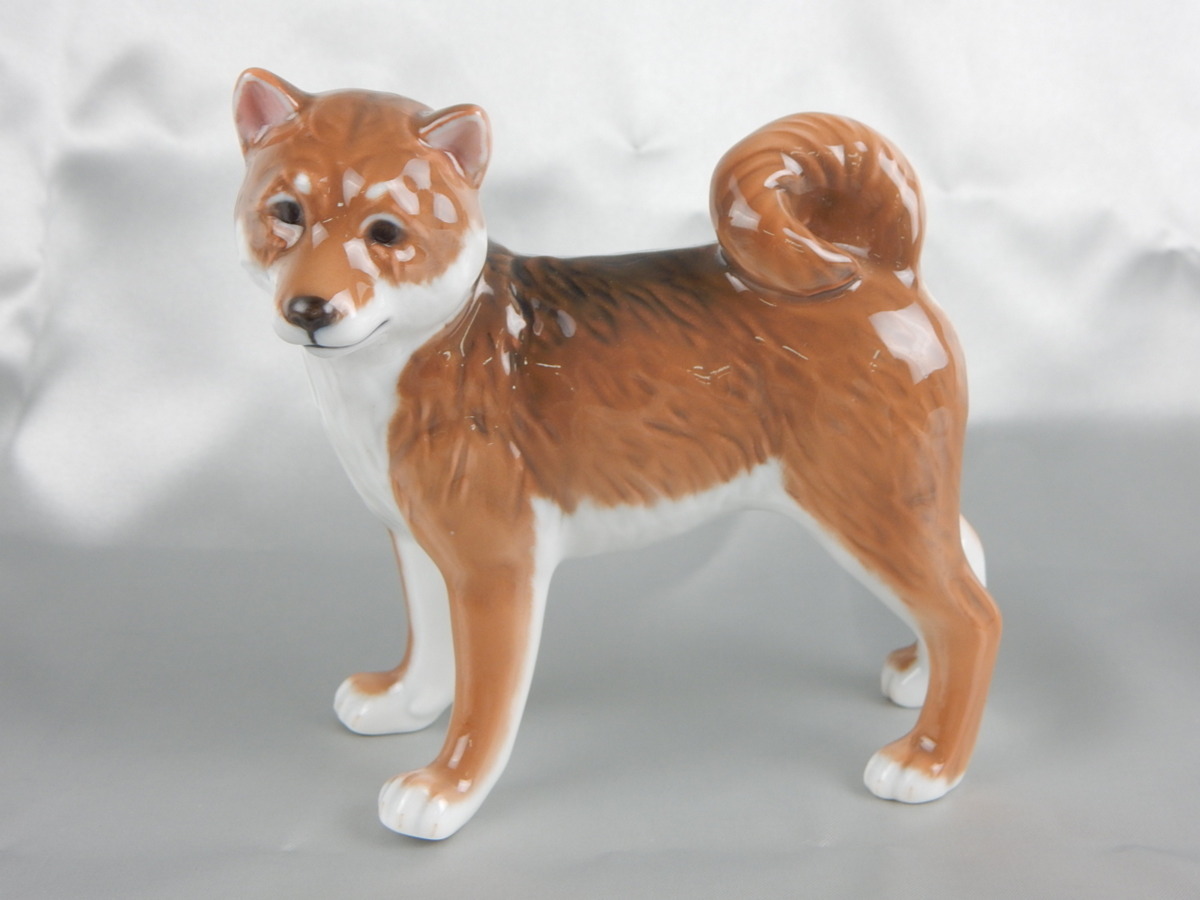 中古】ロイヤルコペンハーゲン 2011年 柴犬 イヤーフィギュリン 箱付き