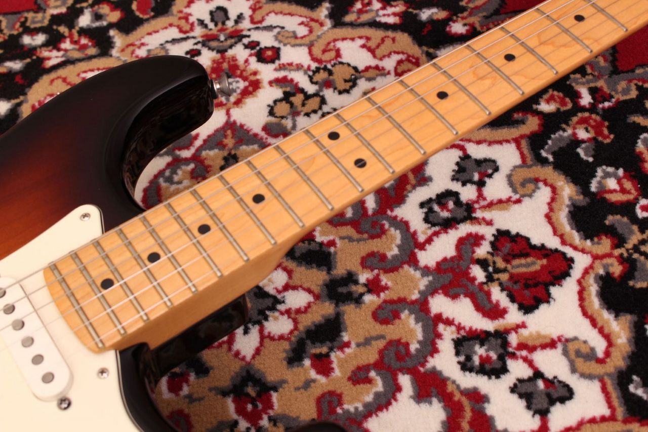 Fender American Special Stratocaster（中古/送料無料）【楽器検索