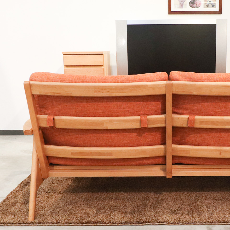 アルダー無垢材を使った天然木フレームソファ 2色から選べるフレーム